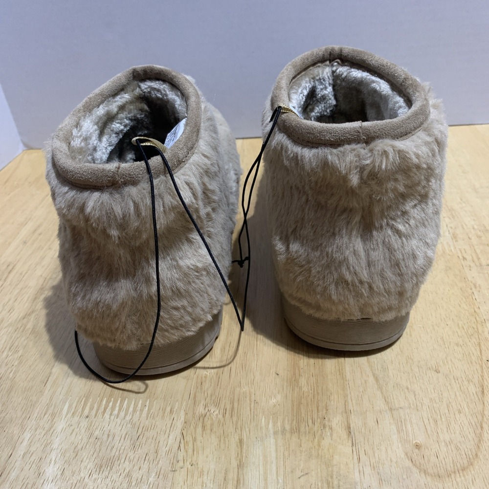 ARIZONA JEAN CO WOMEN'S‎ Az Slater Sand TAN FAUX FUR SHORT BOOTS SIZE 8 - Picture 6 of 8